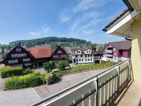 TWO FLOORS IN A CENTRAL LOCATION! - Photo 4