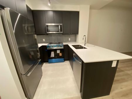 For Lease - 3260 Sheppard Avenue Unit# 902, Toronto, Ontario - Photo 5