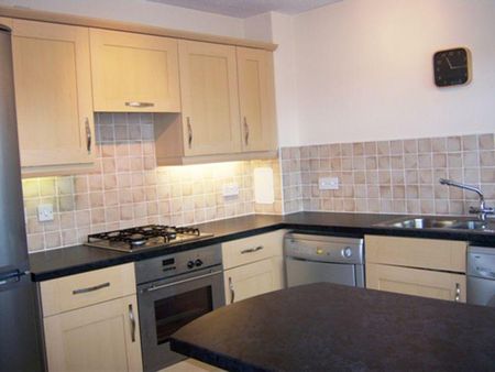 2 bedroom flat to rent - Photo 5