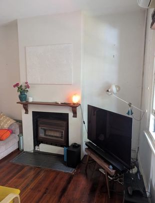 Redfern - Photo 1