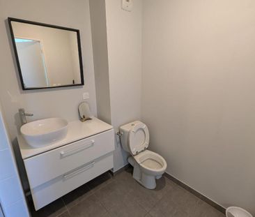 Location Appartement 2 pièces 41m² VAULX EN VELIN 69120 - Photo 6