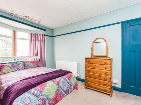 Waverley Avenue, Twickenham, TW2 - Photo 5