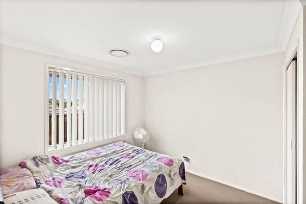 SPACIOUS FAMILY HOME! - Photo 1