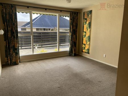 19 Greenock Street, Redwood - Photo 3