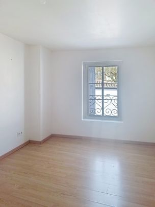 Location Maison 3 pièces 87m² REALMONT 81120 - Photo 1