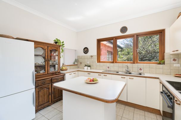 120 Kingsway, Woolooware NSW 2230 - House For Rent | Domain - Photo 1