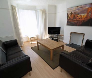 4 Bed - West Hill Road, Plymouth - Photo 1