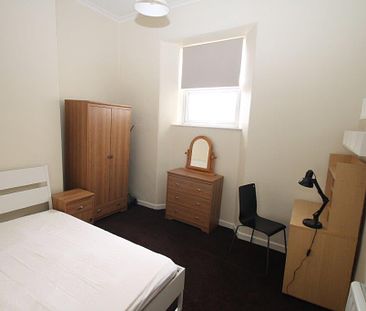 2 Bedroom | 2 Seaton Court, PL4 6QD - Photo 5