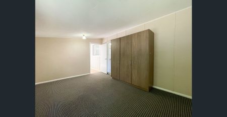 AFFORDABLE FOUR BEDROOM KORORA HOME - Photo 3
