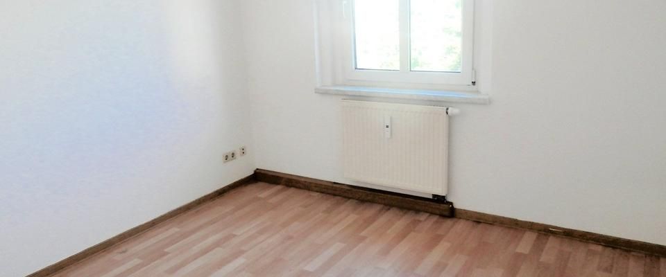 Kleine 2 Zimmer Wohnung in Werdau zu vermieten! - Foto 1