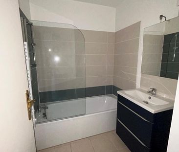 Location Appartement 2 pièces 43m² BOE 47550 - Photo 3