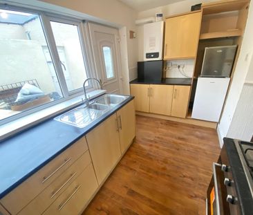 3 bed end of terrace house to rent in Wright Street, Blyth, NE24 - Photo 3