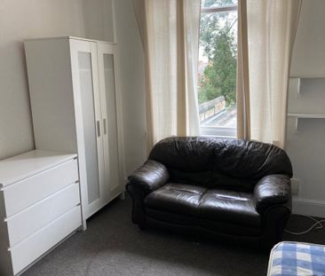 Studio Flat, Loughborough Road, NG2 - Photo 5