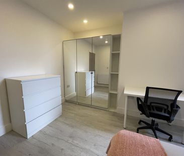 Richmond Parc, Richmond Road, Cardiff - Photo 4