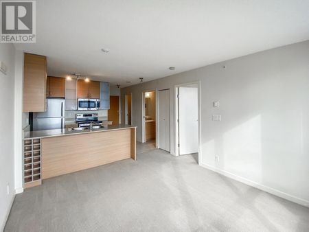 2109 977 MAINLAND STREET, Vancouver, British Columbia - Photo 3