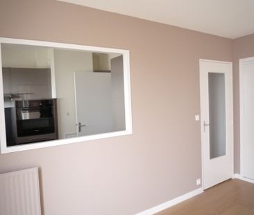 Appartement T2 à louer Saint Jacques De La Lande - 49 m² - Photo 4
