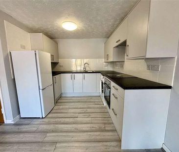 Vernon Terrace, Northampton, Northamptonshire, NN1 - Photo 5