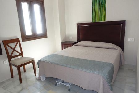 Middle Floor Apartment · Puerto Banús - Photo 3