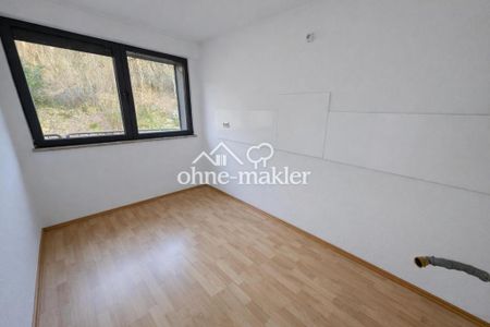Fußbodenheizung, großer Balkon und gute Wohnlage – Ihr neues Zuhause wartet! - Photo 5