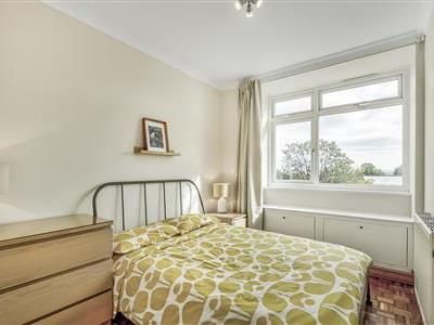 Whitefield Close, SW15 - Photo 4