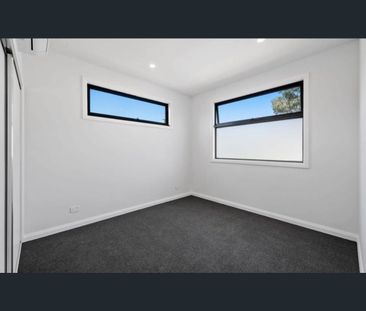 5/16 Floriston Road, Boronia, Vic 3155 - Photo 2