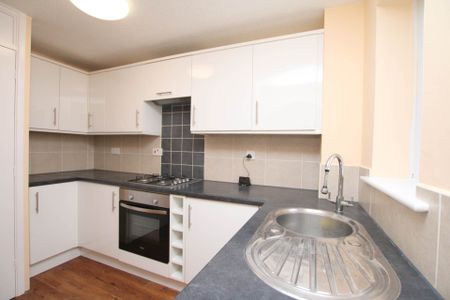 Courtlands Close, North Watford, WD24 - Photo 5