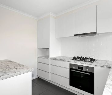 Newly Refurbished and Unbeatable Position - Photo 5