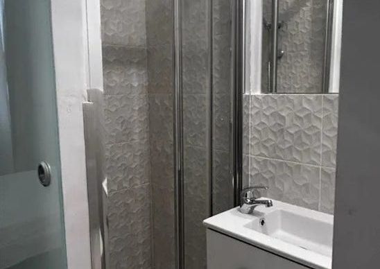 Calle de Cavanilles, Madrid, Community of Madrid 28007