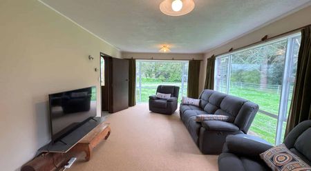 Perfect Working Family Home in Peaceful Awahuri - Photo 2