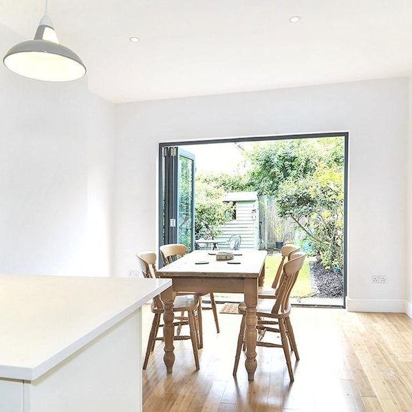 4 bedroom semi-detached house to rent - Photo 1