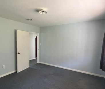 3 Bedroom Home - Double Garage - Photo 5