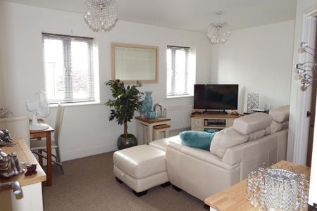 2 bedroom apartment to rent - Photo 3