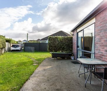 Great family home with vegetable garden - Photo 4