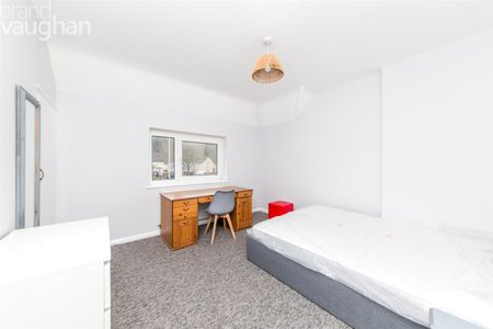 5 bedroom semi-detached house to rent - Photo 4