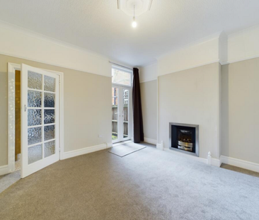 3 bedroom terraced house to rent - Photo 4