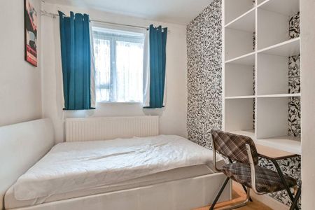 3 bedroom flat to rent - Photo 5