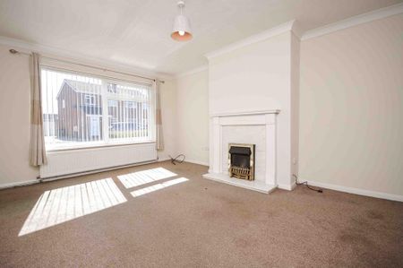 2 bedroom semi-detached bungalow to rent - Photo 3