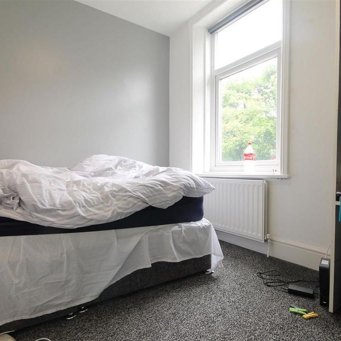 6 bedroom maisonette to rent - Photo 1