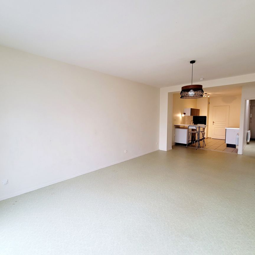 Location Appartement 2 pièces 66m² BOULOGNE SUR MER 62200 - Photo 1