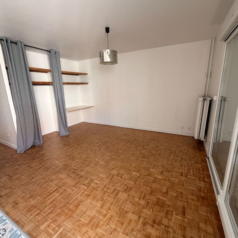 Location Appartement 1 pièce 25m² - Photo 1