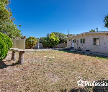 12 Kiama Rd, Armadale WA 6112 - Photo 5