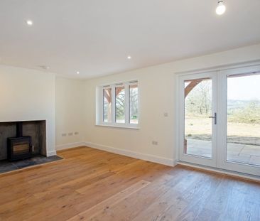 2 bedroom semi-detached house to rent - Photo 4