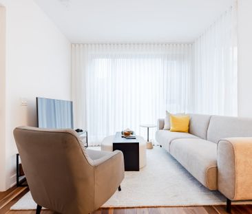 2060 Rue Peel Montréal (Ville-Marie), QC H3A - Photo 2