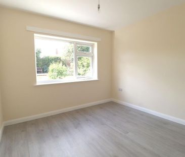 3 bedroom detached bungalow to rent - Photo 5