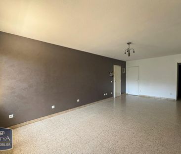Location Appartement 3 pièces 71m² MARSEILLE 12ème - Photo 2