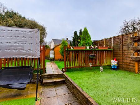 2 bedroom End Terraced House - Little Thistle, Welwyn Garden City - Photo 3