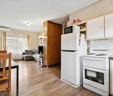 Relaxed, Low-Maintenance Living You’ll Love - Photo 2