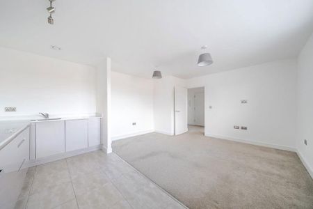 1 bedroom apartment to rent - Photo 3