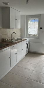 Location Appartement 1 pièce Meublé 28m² LE CREUSOT 71200 - Photo 3