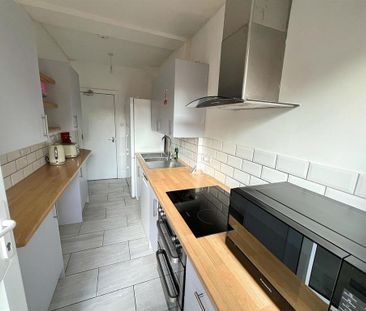 House share to rent - Photo 1